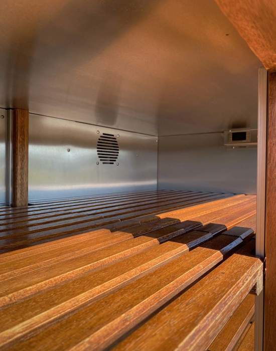 #ARG21: Frigorifico Argentino - Internal wooden shelving